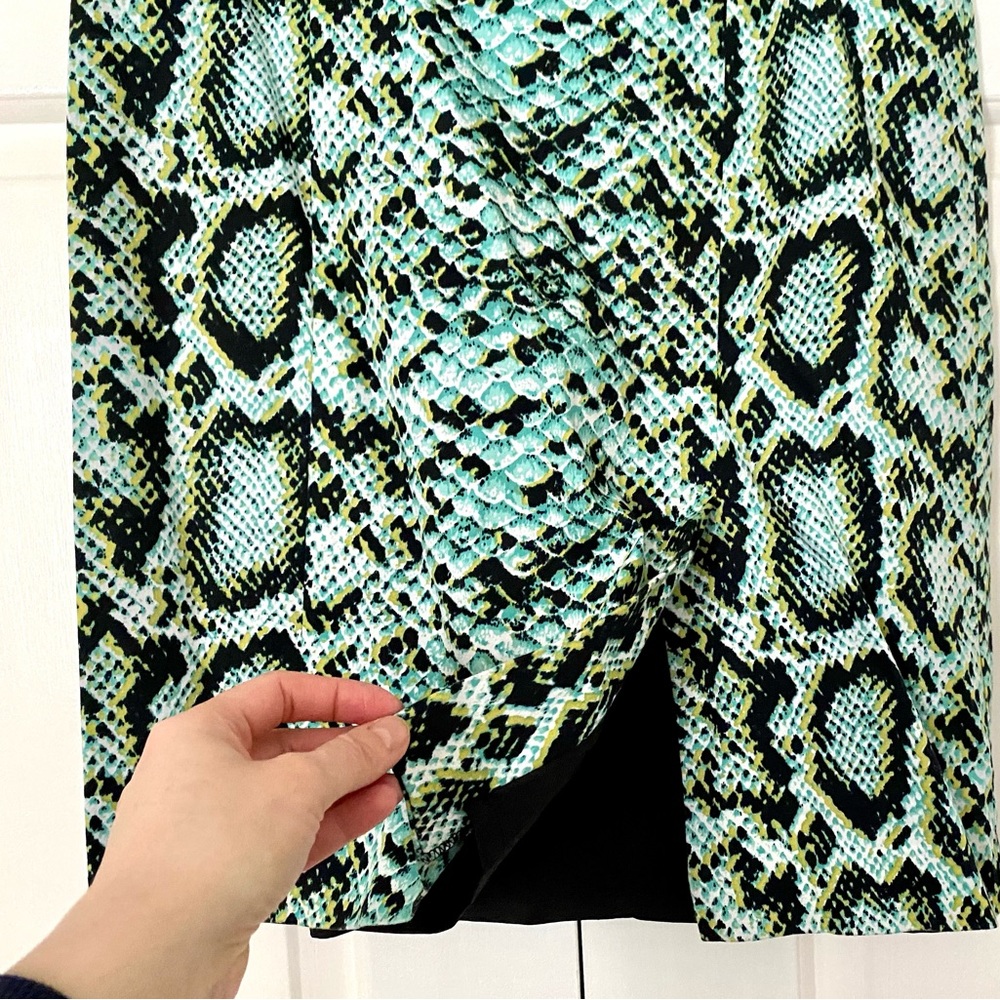 Nanette Lepore Green Snakeskin Print Pencil Skirt… - image 4